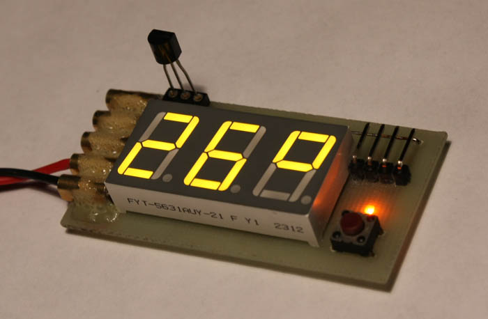 Термометр на STM8S103K3 и DS18B20